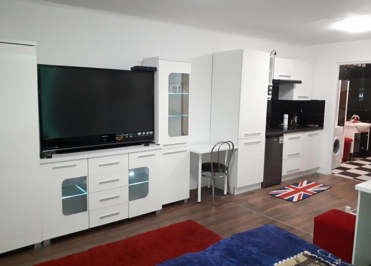 Apartament Centrum Panoramiczna Big Ben Z Balkonem-- Klimatyzacja-- Kielce Exteriör bild
