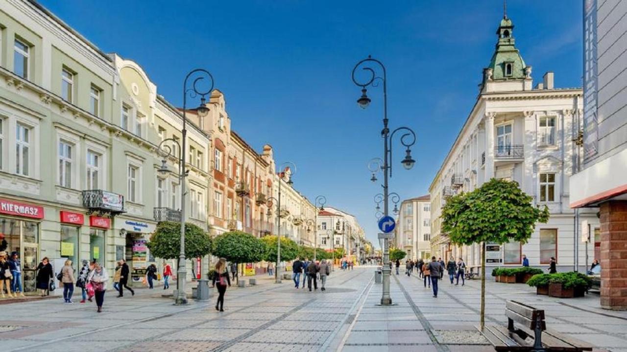 Apartament Centrum Panoramiczna Big Ben Z Balkonem-- Klimatyzacja-- Kielce Exteriör bild